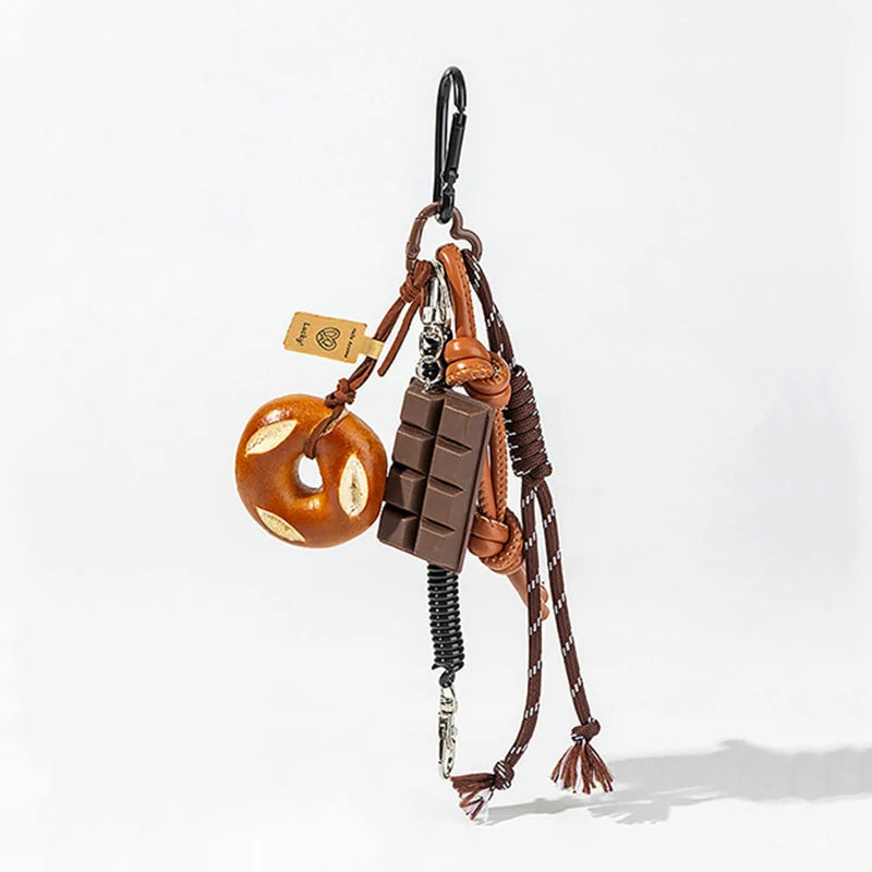 L'Allemande 🥨 - Bag Charm